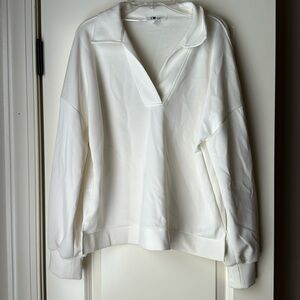 Cable & Gauge White Collared Pullover